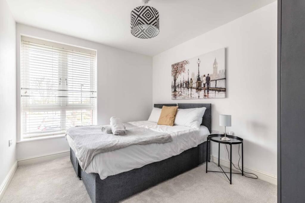 2 Bed & 2 Bath Cosy Apartment Slough- Free Parking 外观 照片