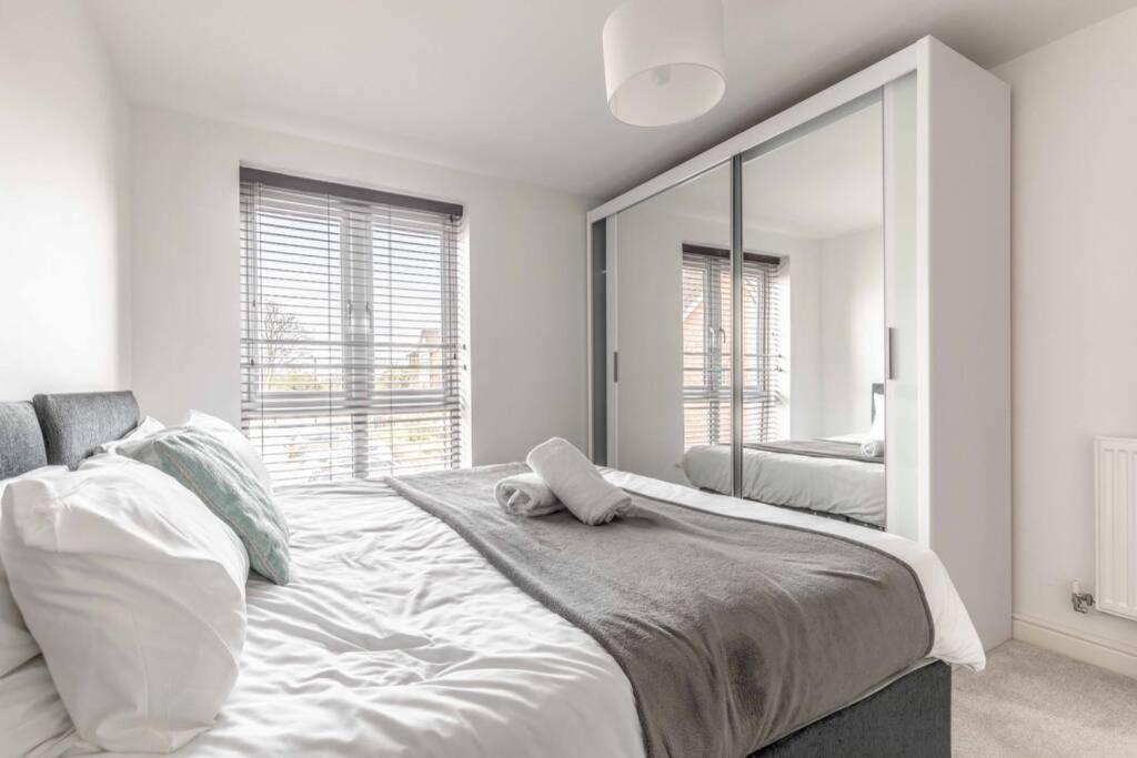 2 Bed & 2 Bath Cosy Apartment Slough- Free Parking 外观 照片